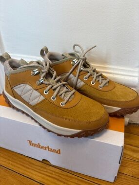 Timberland Women’s Hiking Sneakers, new in box!